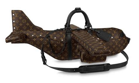 borsa aereo louis vuitton prezzo|La borsa aeroplano di Louis Vuitton da 33mila euro ha  .